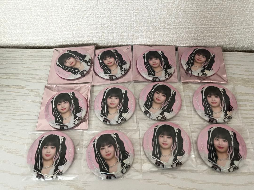 村上摛杏缶バッジ