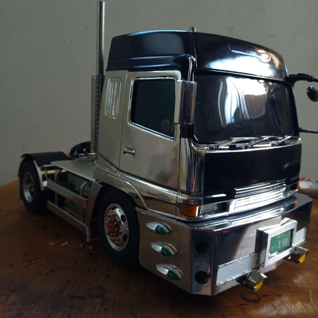 タミヤ1/14トレーラーヘッドデコトラムネトラキャビン