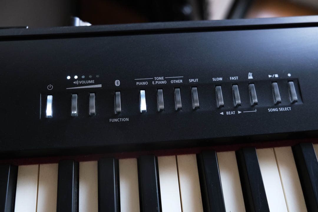 [送料込み]Roland FP-30ローランド電子ピアノ　スタンド付き