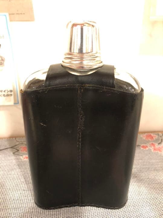 イギリス　アンティークボトルキーパー