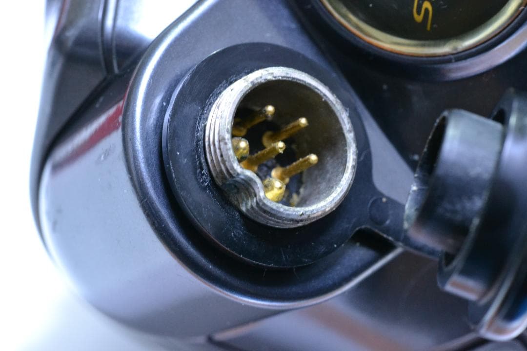 完動品 Shimano シマノ 11 電動丸 イカスペシャル 新品ケーブル付き