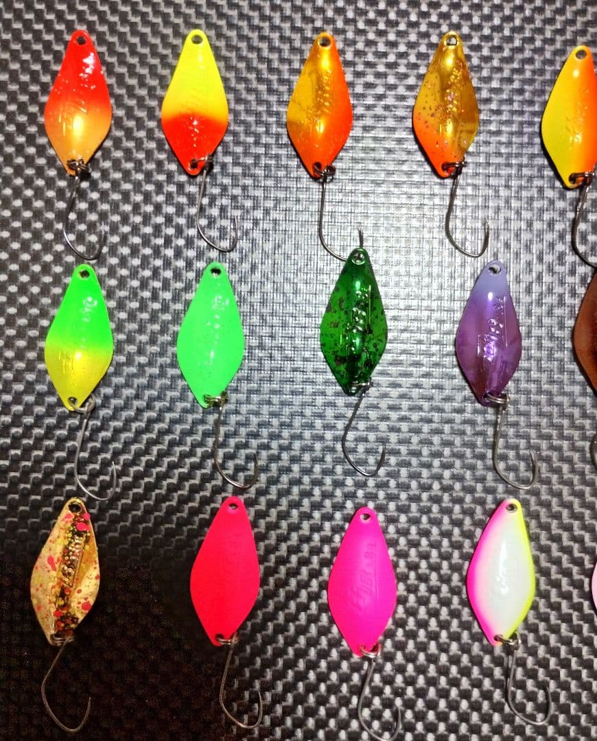 ヴァルケイン ハイバースト１.８ｇスプーン ３４個セット