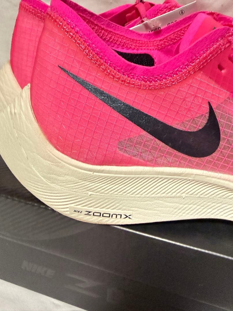 NIKE Zoomx Vaporfly Next % 新品未使用 27.0cm
