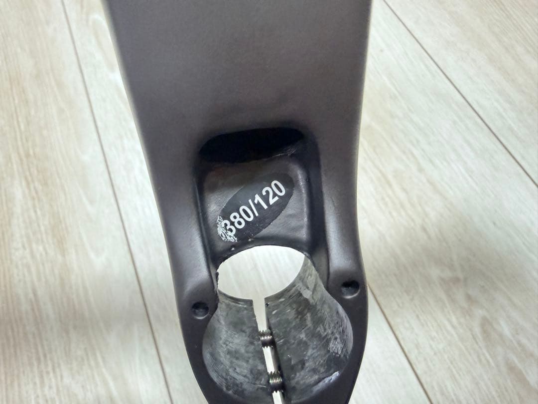 一体型カーボンエアロハンドル 380x120