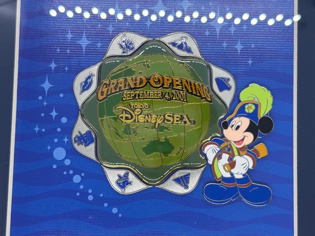 《希少》TDS 東京ディズニーシー 2001グランドオープン記念ピンバッジ 額装