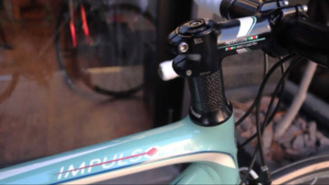 ビアンキ インプルソ ヴァカンソレイユカラー 2013 重宝　⭐︎値下げ交渉可能