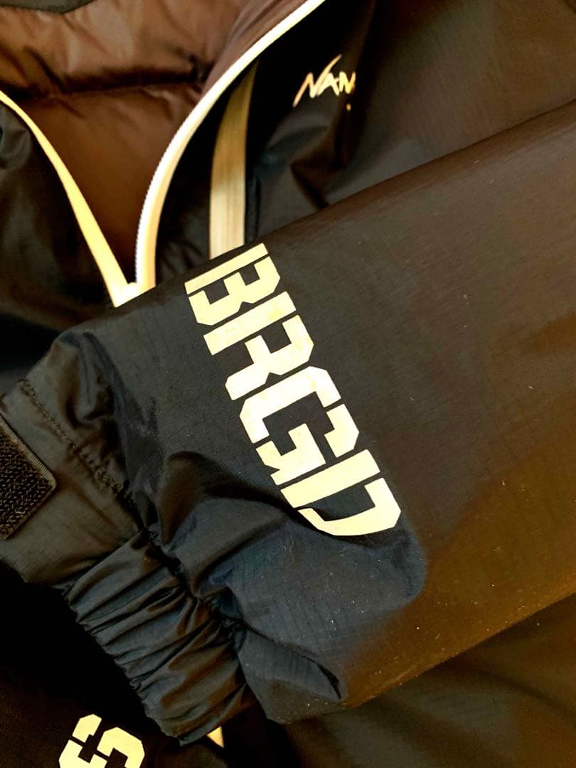 バスブリゲード x ナンガ　オーロラダウンジャケット　セットアップ　上下　限定品