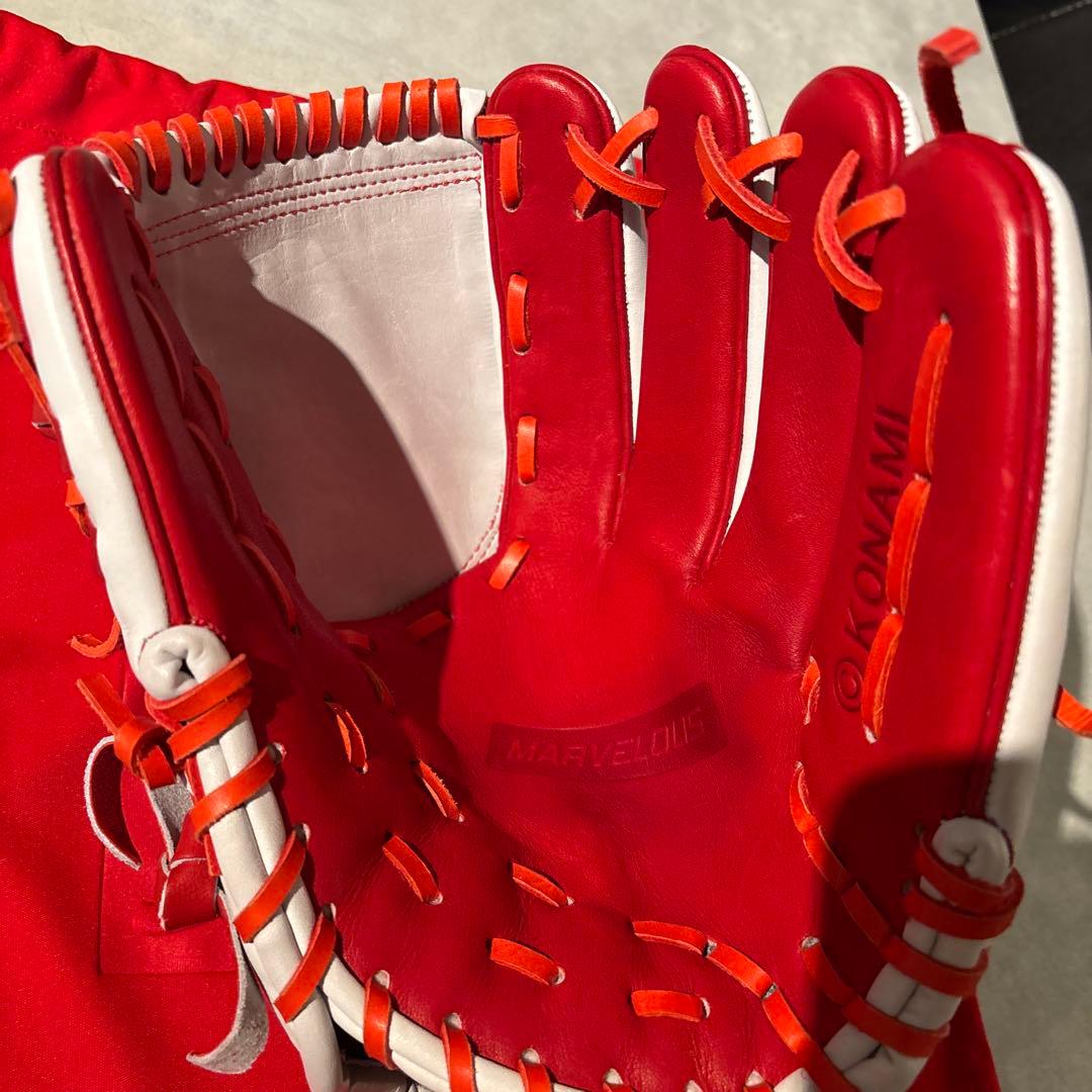 コナミ マーベラス パワプロくん 軟式グローブ ホワイト/レッド