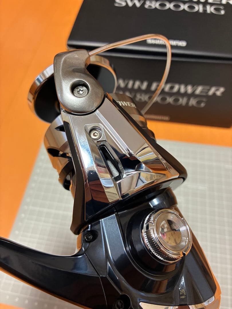 シマノ　ツインパワーsw 8000hg