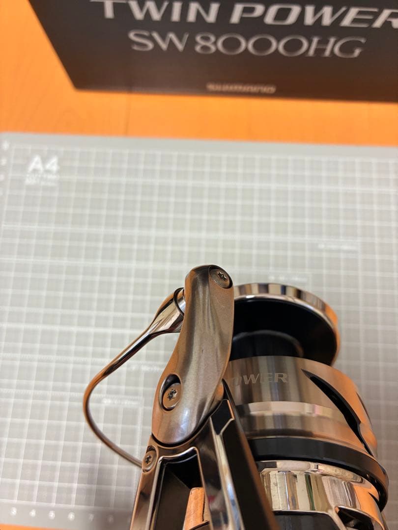 シマノ　ツインパワーsw 8000hg