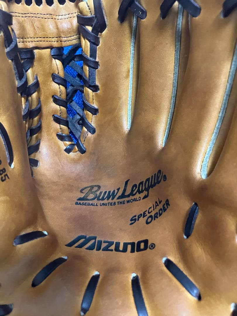 MIZUNO ビューリーグ　オーダー　内野用　刺繍あり　信義