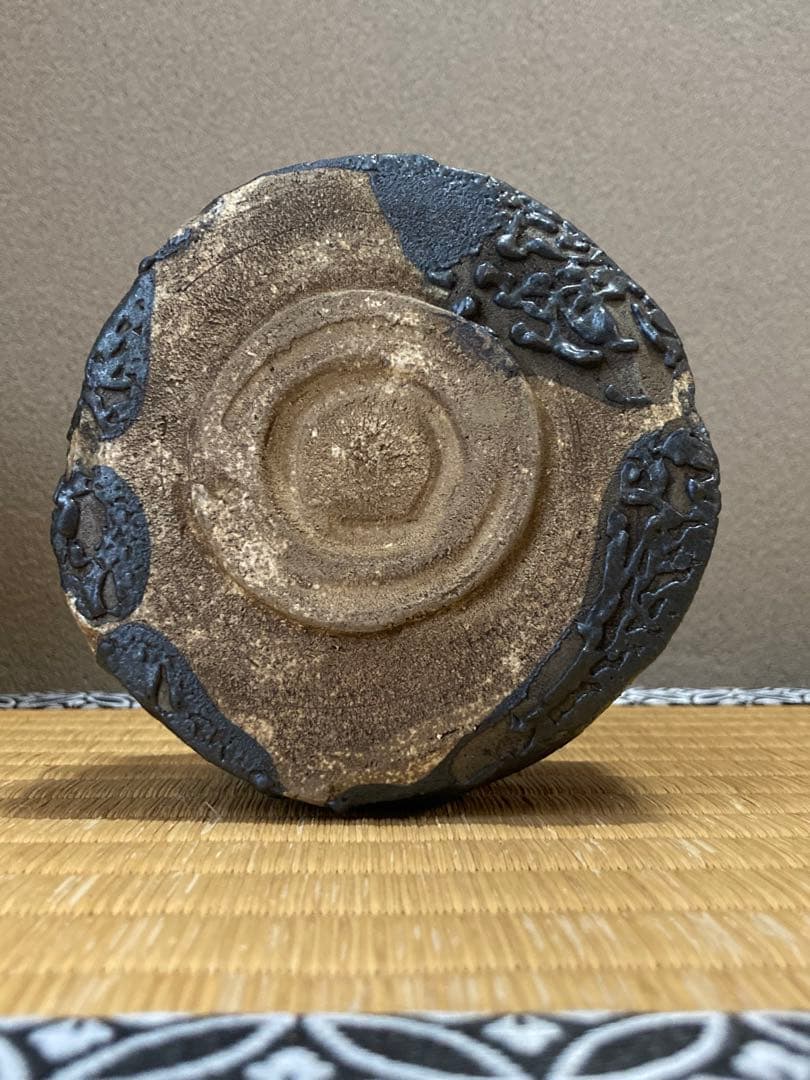 瀬戸黒茶盌