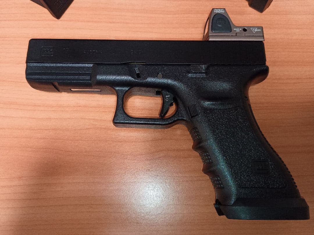 マルイ ハイキャパ5.1 グロック17gen3 マガジンホルスターベルト等セット