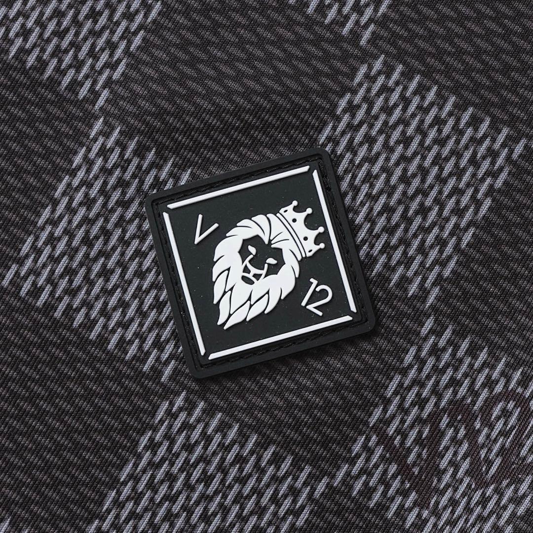 【毎日値下げ】V12 DAM MOCK長袖シャツ