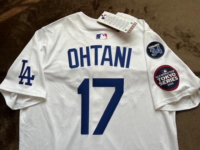 大谷翔平ドジャース東京開幕戦記念ホームNIKELIMITEジャージ♯34パッチ付