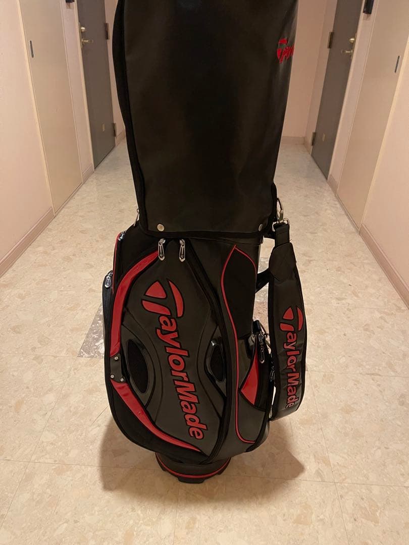 テーラーメイド　キャディバッグ　ブラック/レッド