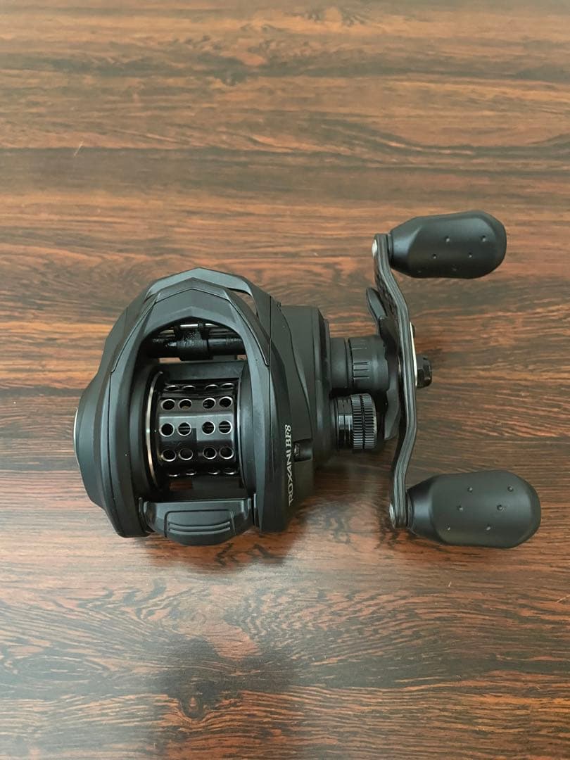 ロキサーニ　BF8 右巻