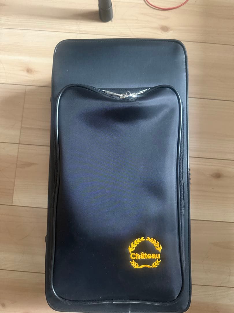 ゴールド ソプラノサックス 宝石装飾付き