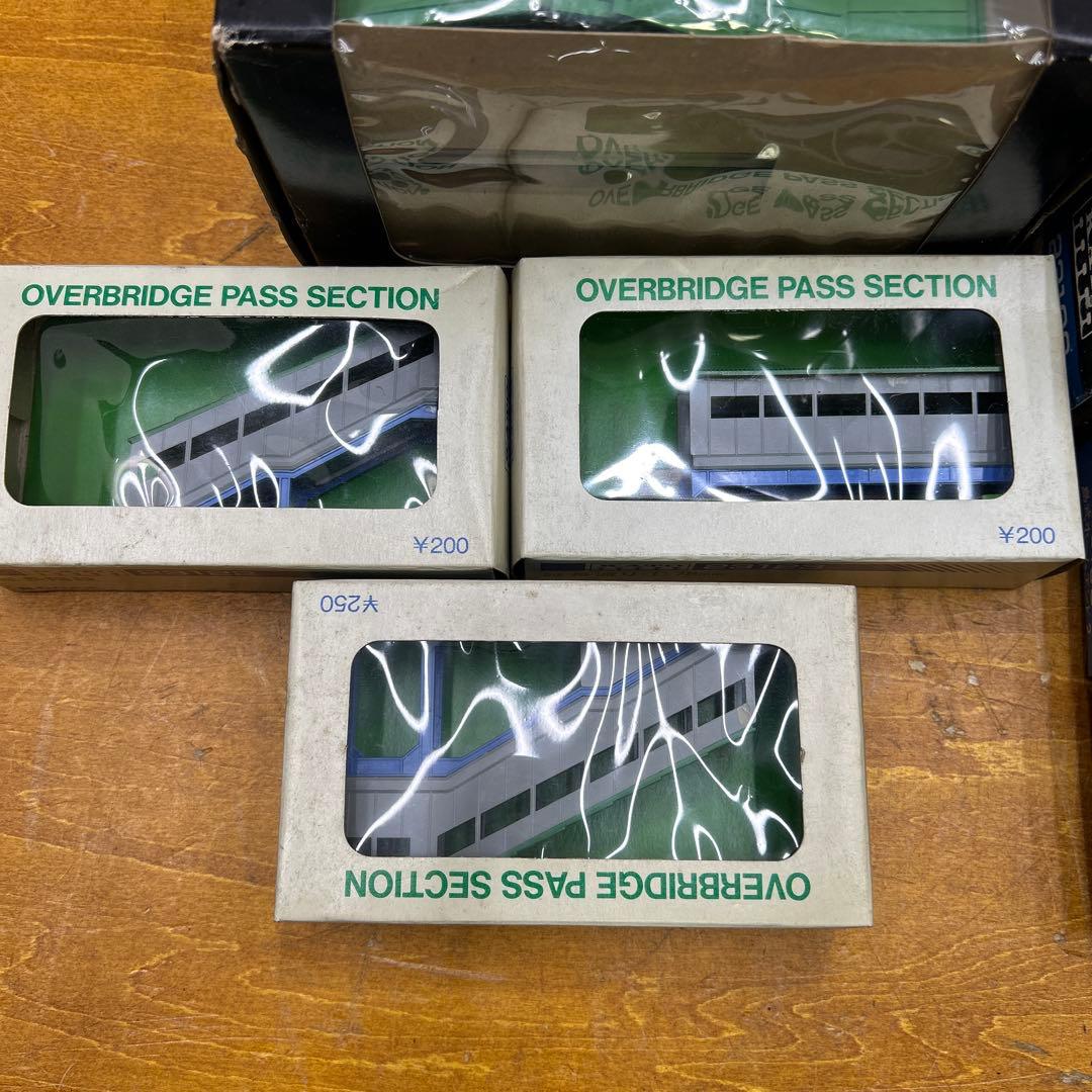 5414【未組立て品】KATO 橋上駅舎 島式ホーム 対向式ホーム 跨線橋