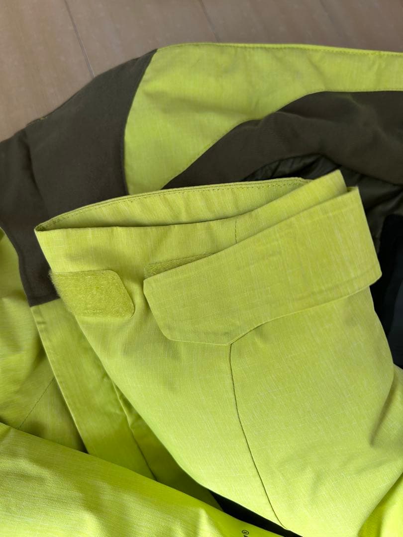 Burton akスノーボードジャケット