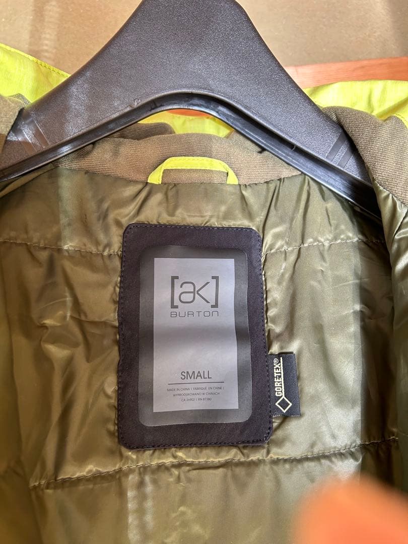 Burton akスノーボードジャケット