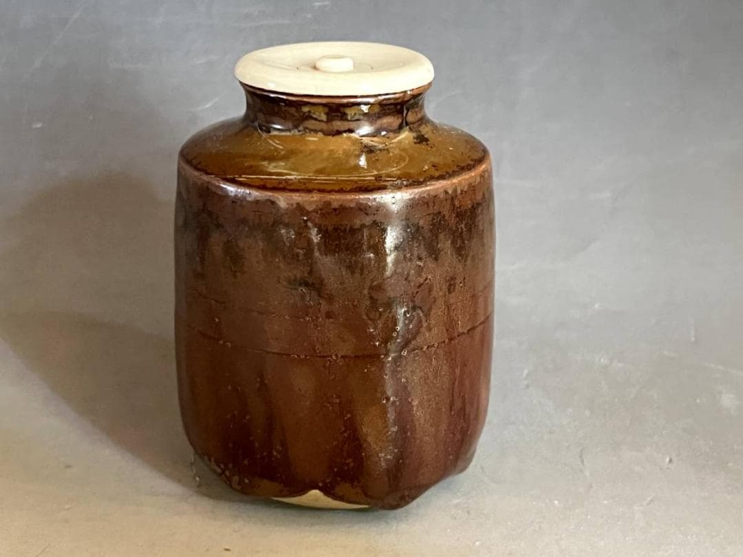 茶入れ■高取焼 喜久山作 肩衝茶入 茶瓶 茶壷 茶釉 糸切り高台 時代物 骨董■