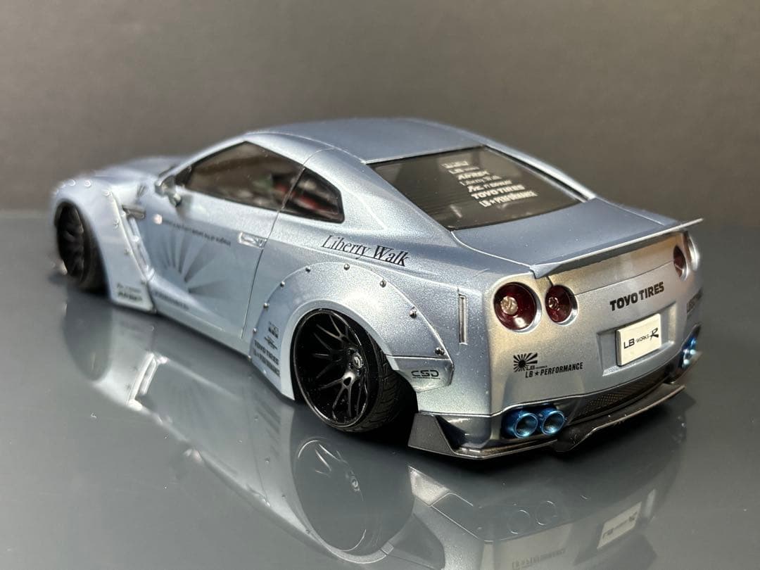 1/24リバティーウォークR35 GT-R 完成品