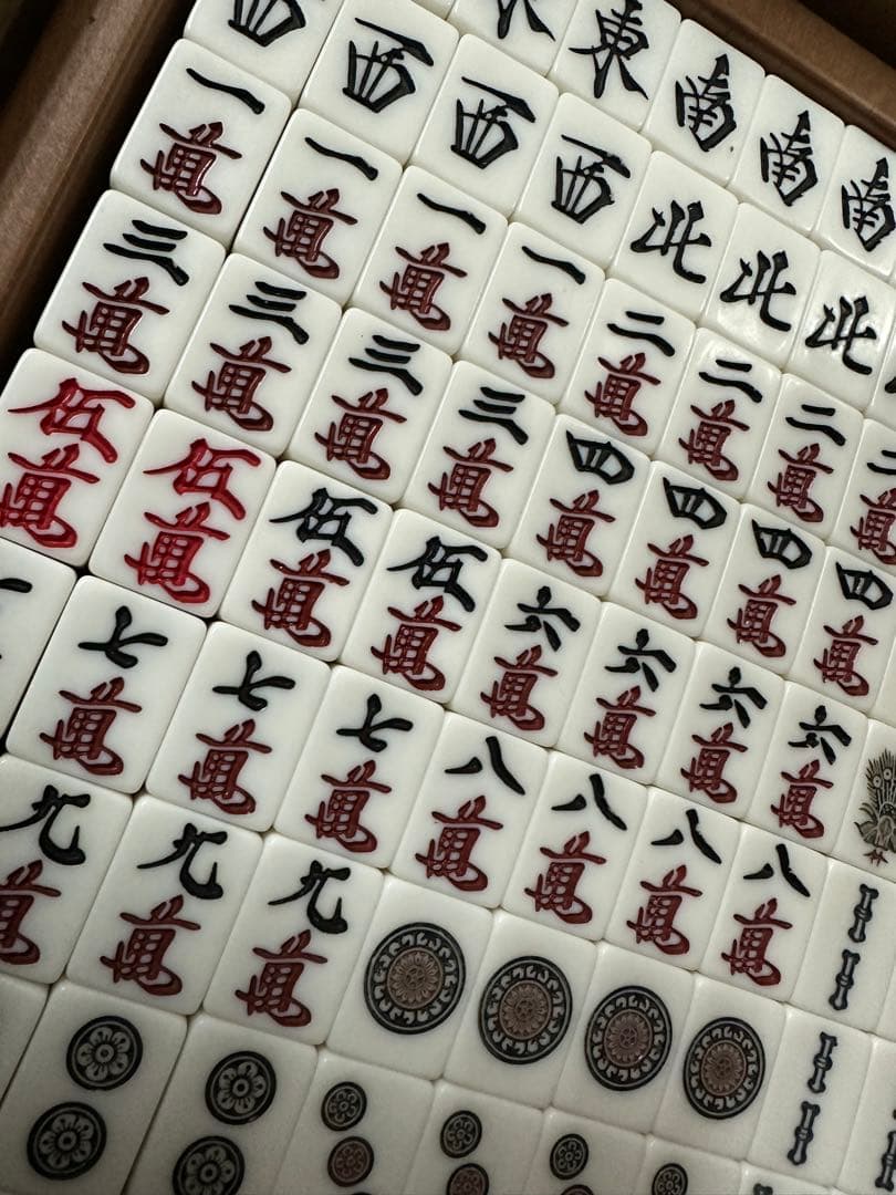 自動麻雀牌 セット古いものです 点棒とチップ、サイコロ