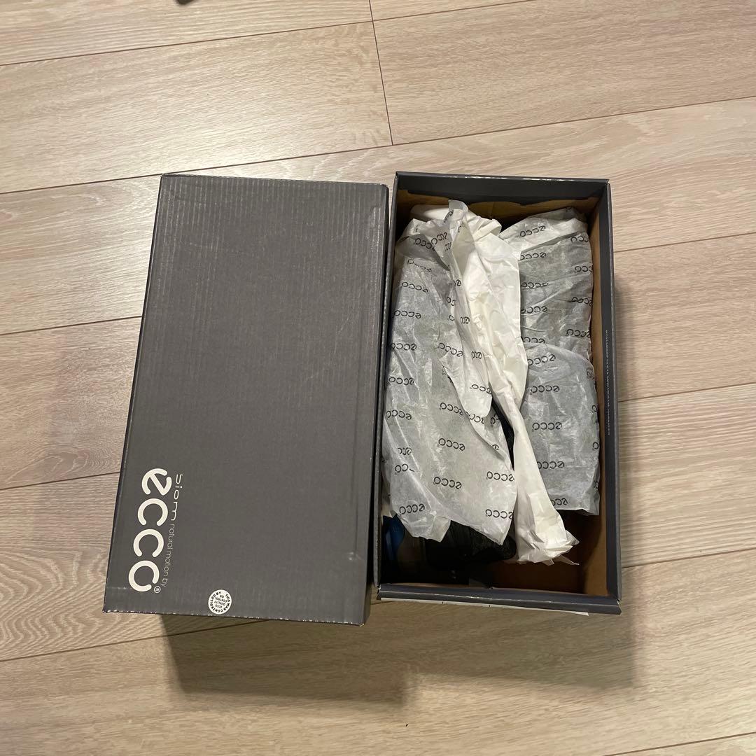 ECCO BIOM ブラックゴルフシューズ