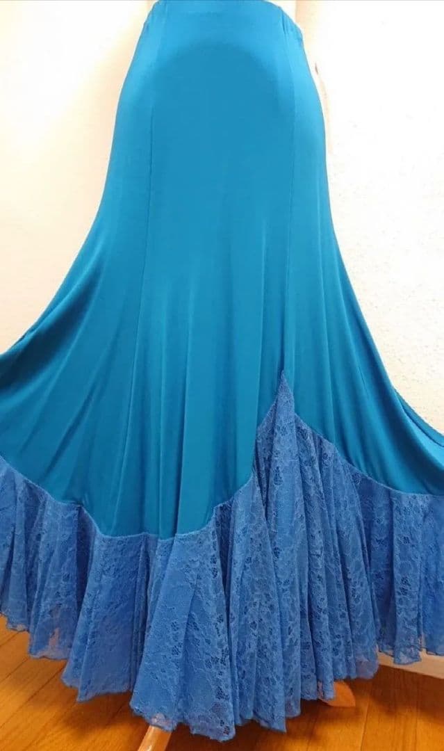 SALE☆チャコット　フラメンコ衣装　M スカート レース 定価44000円