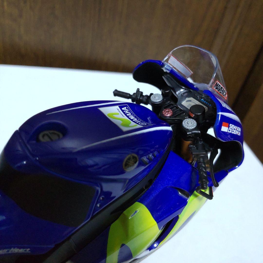 ヤマハ YZR-M1 マーベリック・ビニャーレス 1/12 ミニチャンプス