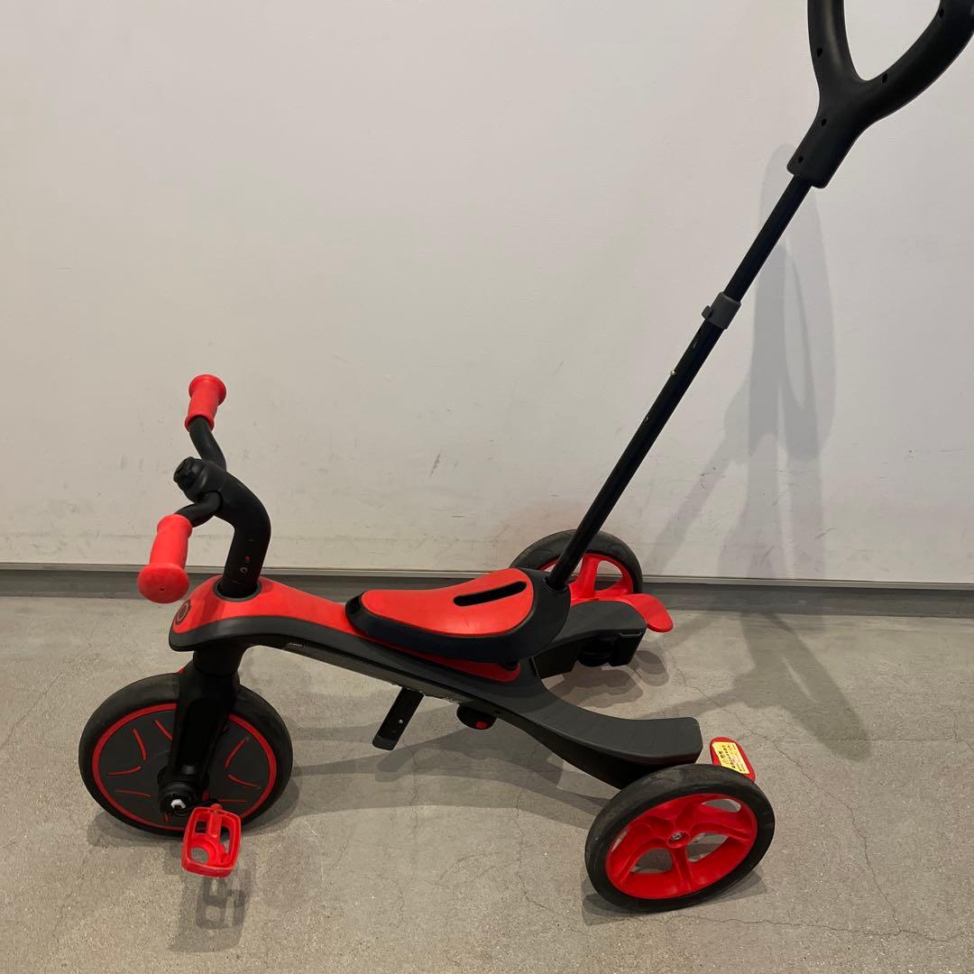 GLOBBERエクスプローラトライク4in1　シェード付き　赤