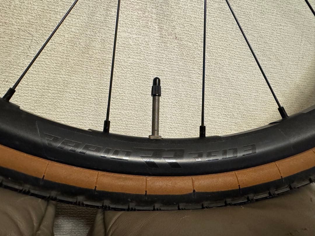 現行モデル！FULCRUM RAPID RED 3