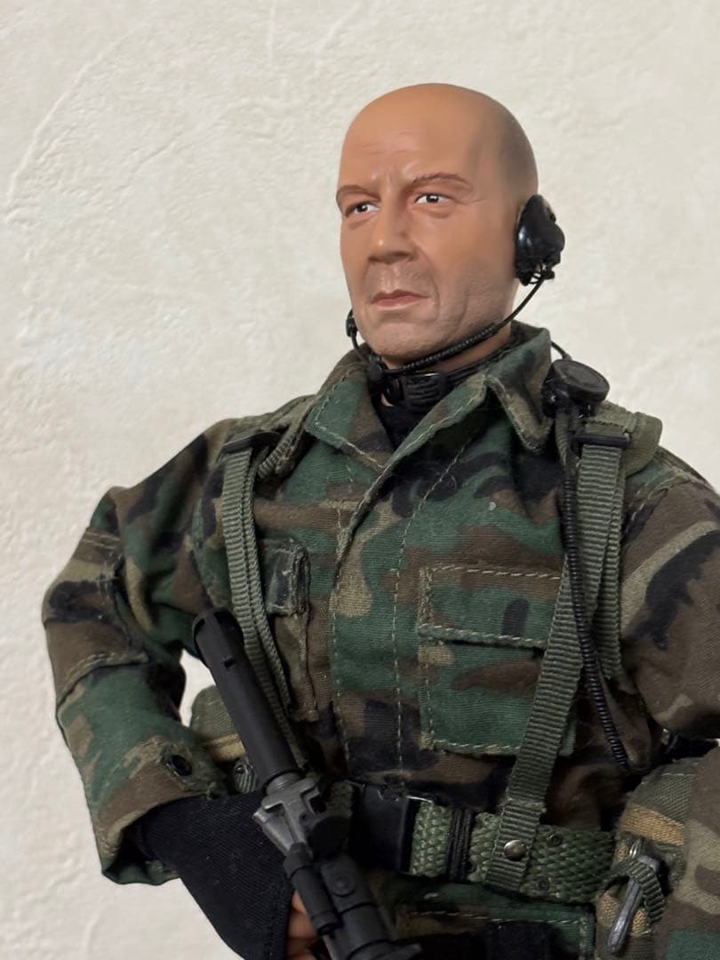 アメリカ海軍ネイビーシールズ チームリーダー ティアーズ オブ ザ サン