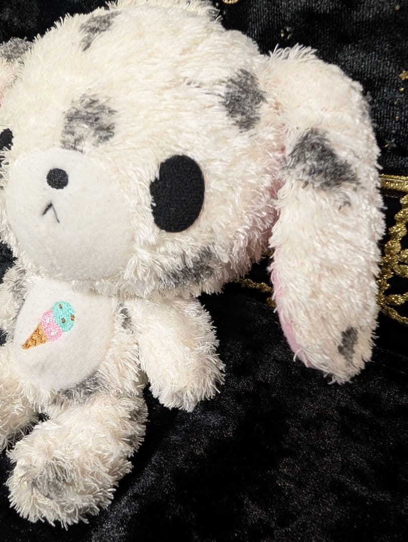 【希少】シュガーバニーズ ぶちうさ　ぬいぐるみ　刺繍入りアイスクリームサンリオ