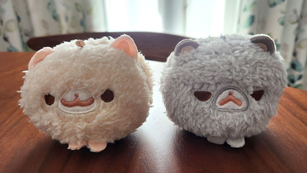 ポメラニアンもち マスコットぬいぐるみ