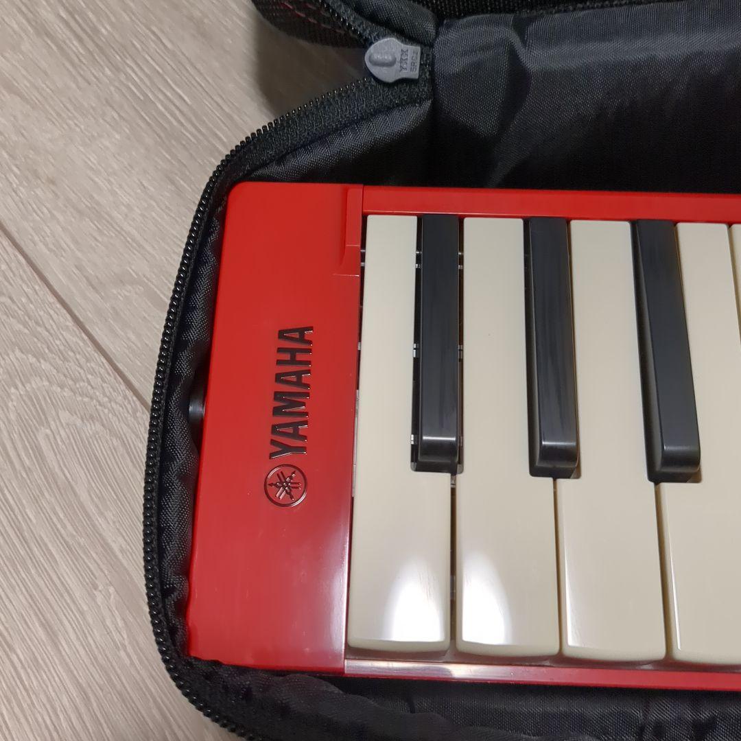 生産完了品　希少 美品【YAMAHA ピアニカ P-37E レッド】