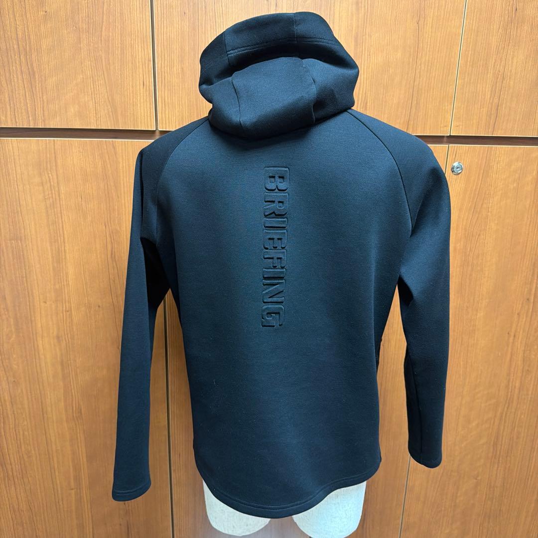 ヨ*ー様 BRIEFING ブラック パーカー　フード付き