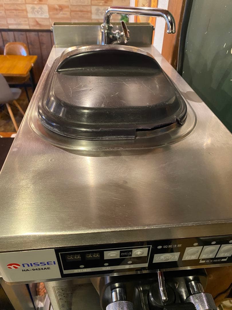 NISSEI ソフトクリームフリーザー NA-9424AE