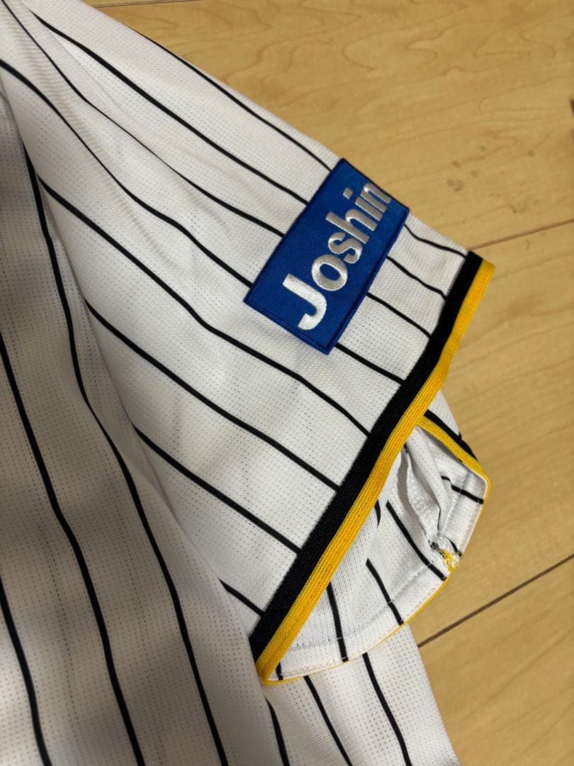 阪神タイガース 佐藤輝明 ユニフォーム xo