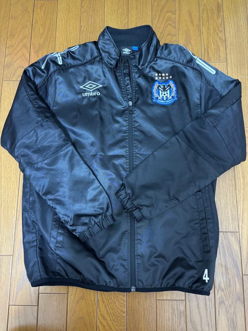 ガンバ大阪　支給　移動着