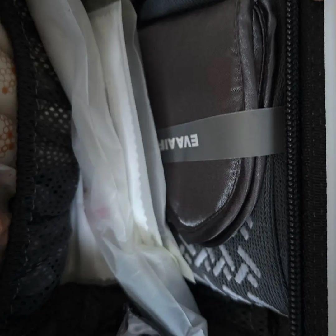 【未使用　RIMOWA ホワイト ミニポーチ】