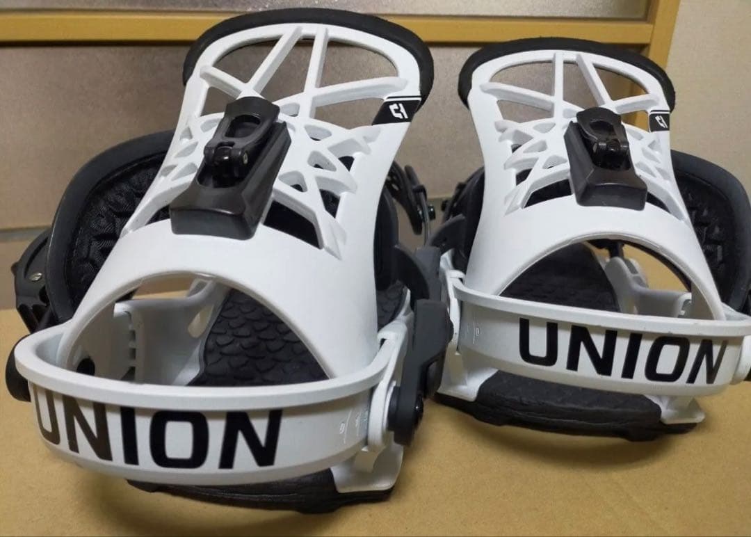 UNION スノーボード ビンディング ホワイトお値下げ