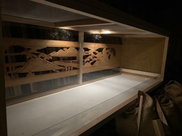 和製爬虫類ケージ