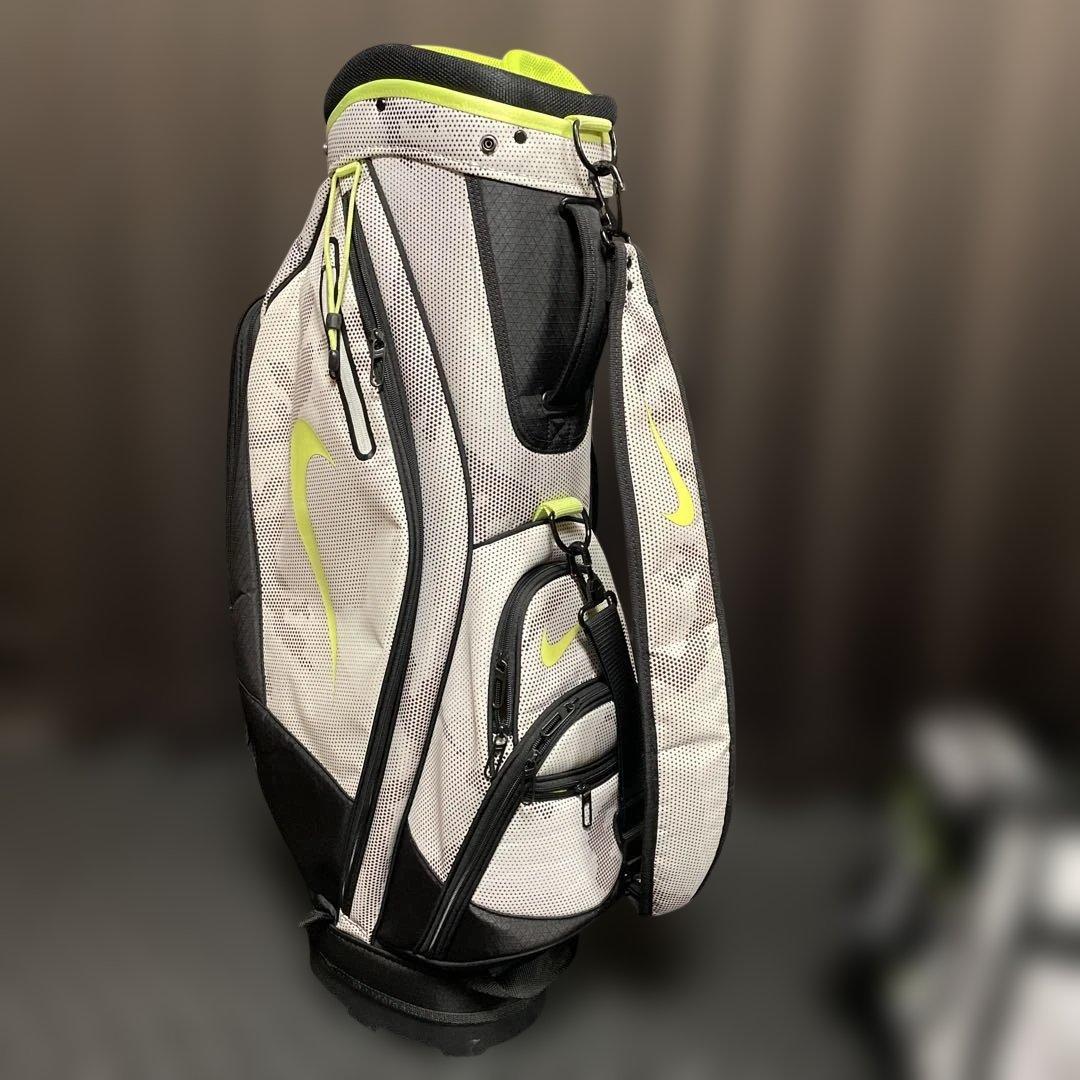 ナイキ6点セットキャディバッグボストンバッグ新品アイアンカバー新品ネームタグ付き