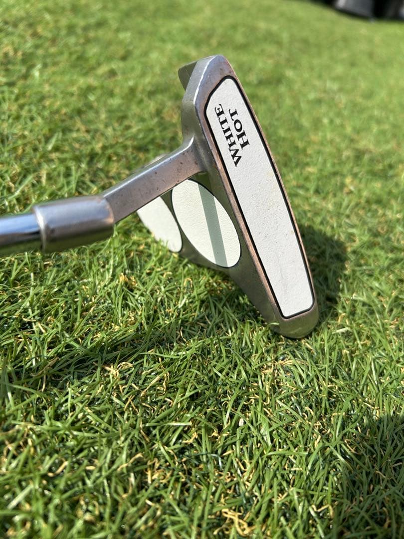 ゴルフ　パター　オデッセイ　2ball