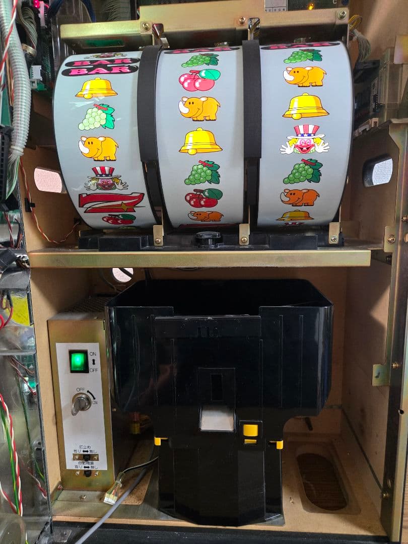 送料込み　パチスロ実機　初代ジャグラーガール4号機