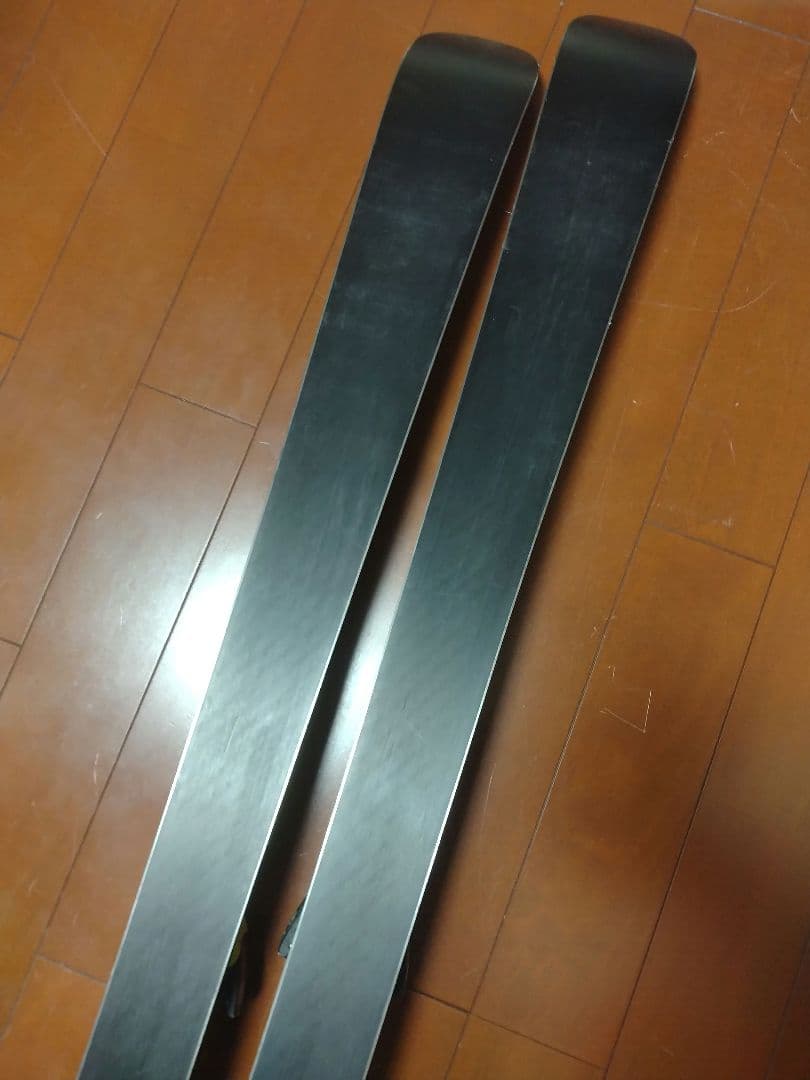 【フリースタイル☆】183cm　4FRNTセミファットスキー板♪　ツインチップ！