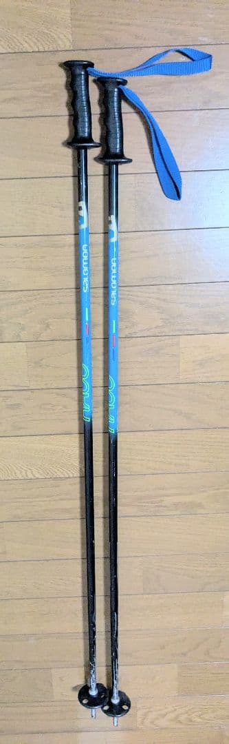 スキー4点セット　スキー、ビンディング、ストック、スキーケース、