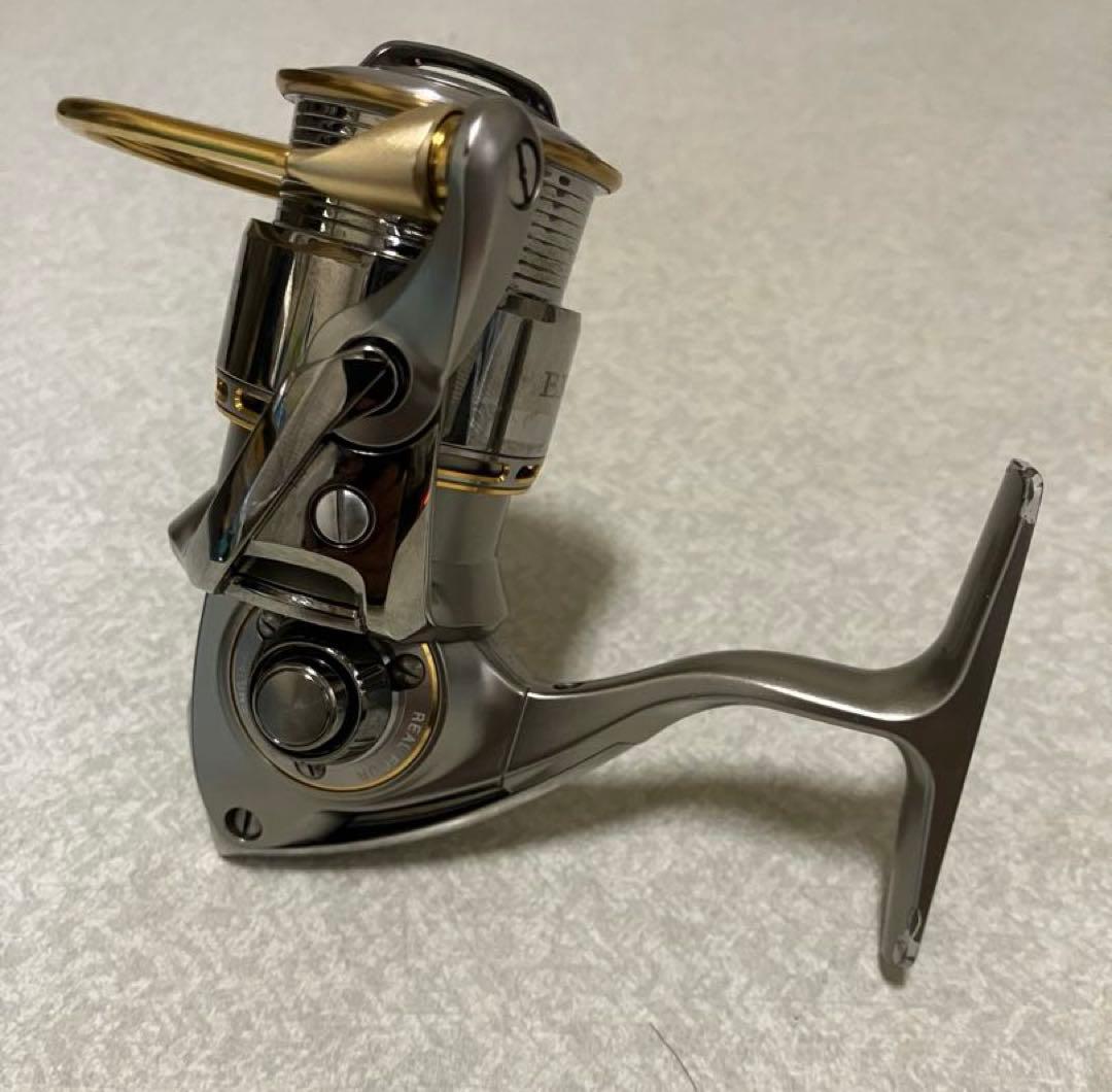 05イグジスト2004 カスタム2台